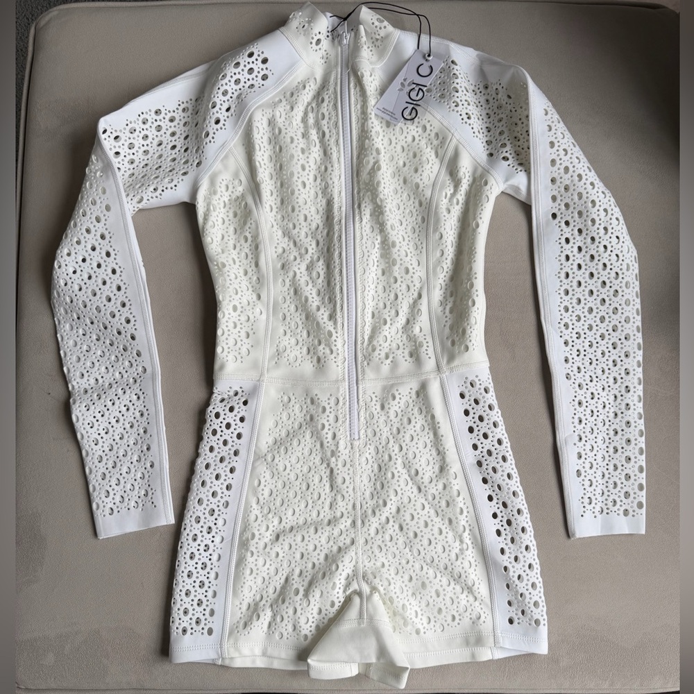 GIGI C x Free People Rowan White Scuba Surf Suit Rash Guard Swim Suit sz XS NWT - Picture 5 of 9